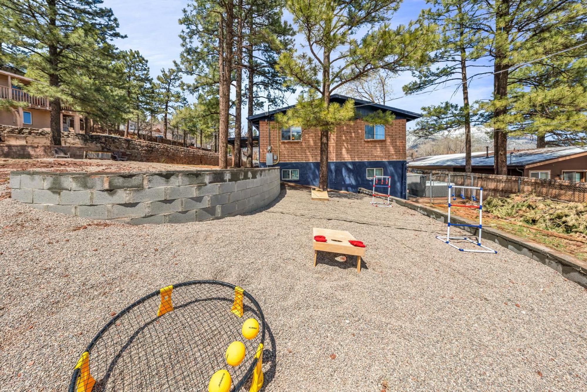 New I Hot Tub I Game I Arcade 15k Games I Nearby Hikes